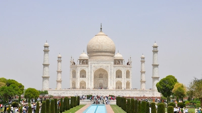agra taj mahal escape