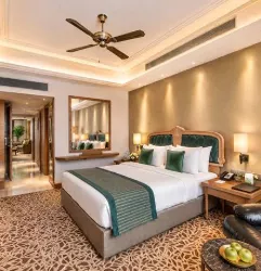 hotel of goa solo tour