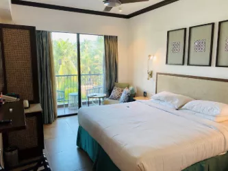 couple-goa-hotel-image-1
